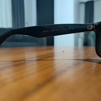 Rayban 4165 Model Gözlüklerimin Camları Eridi