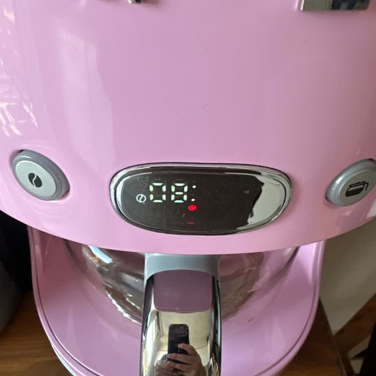 Smeg Kahve Makinesi Kırmızı Işık Sorunu