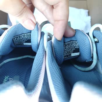 Skechers Sitesinden Aldığım Ayakkabının Teklerini Farklı No Göndermesi