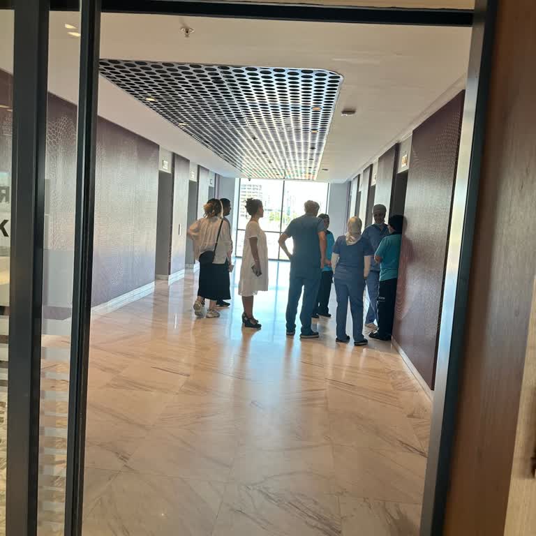 Medicana Hastanesi Asansör Sorunu
