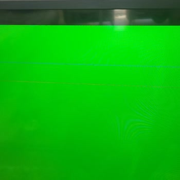 Grundig TV Ekranda Oluşan Çizgiler