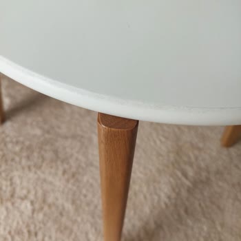 JYSK Masaların Boyaları Kalkıyor