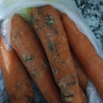 Getir İnsanlara Çürük Bozuk Sebzeleri Gönderiyor