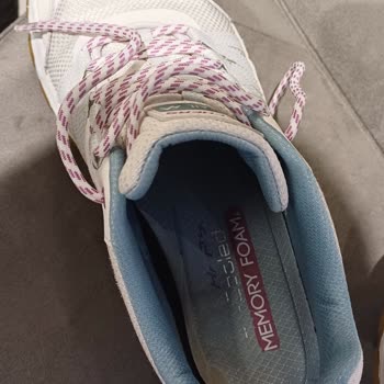 Skechers Ayakkabıda Kalite Sorunu Ve İade Talebi