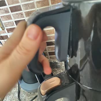 Arzum Çaycılarda Kulp Ve Soyulma Sorunu