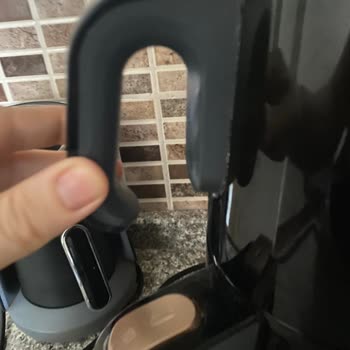 Arzum Çaycılarda Kulp Ve Soyulma Sorunu