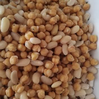 Onur Market Tarihi Geçmiş Veya Bozulmuş Ürün Satıyor