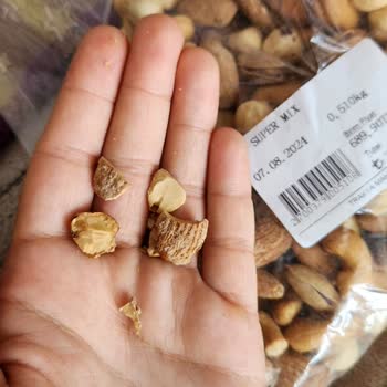 Türkiye Mahsul (Trakya Mahsul) Kurtlanmış Ve Böceklenmiş Kuruyemiş