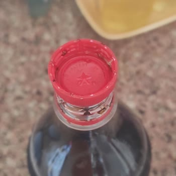 Coca-Cola'nın Bozulması Kapakta Pıhtılaşma
