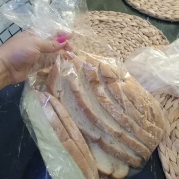 A101 Küflü Ekmek Satıyor