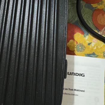 Pazarama Defolu Tost Makinesi Ve İlgisiz Satıcı