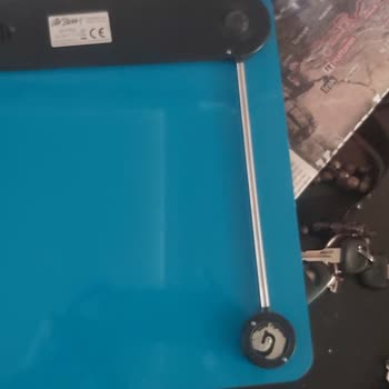 Arzum Baskül Ayağı Kırık