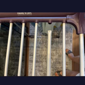 Gazzella Çamaşır Kurutmalık Kırıldı