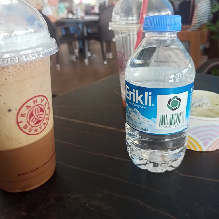 Kahve Dünyası Kahve Ve Su