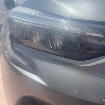 Renault Clio 5 Aracımda Far Çatlaması