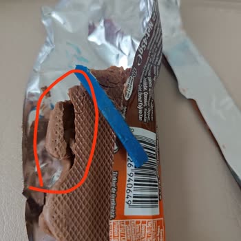 Eti Gıda Aldığım Ürünün İçinden Plastik Parça Çıktı