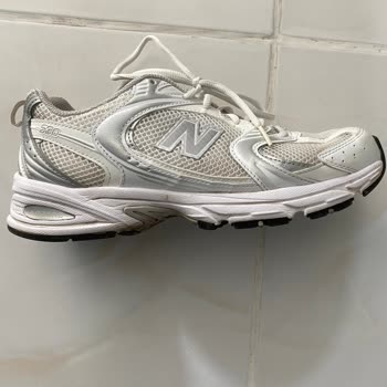 New Balance 530 Yırtılma-sneaks Up İlgisizliği