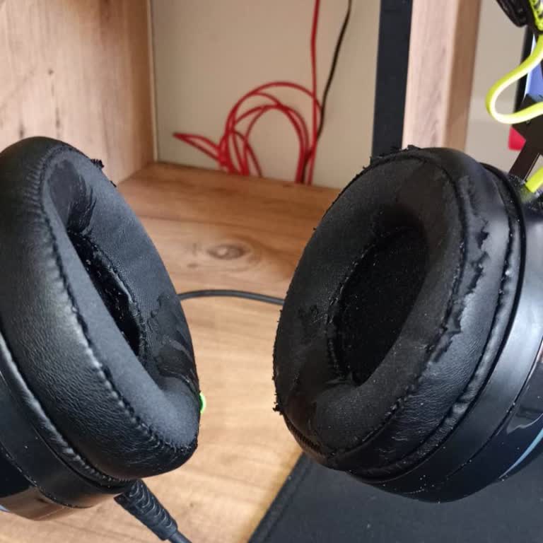 Gamepower Medusa Kulaklık Pedleri Aşırı Döküldü, Zarar Gördü.