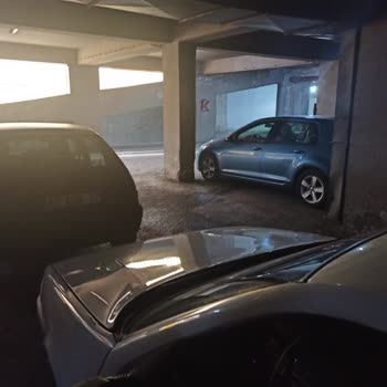 Konya Büyükşehir Belediyesi Kapalı Otopark (iplikçi Cami Karşısı, Konya)