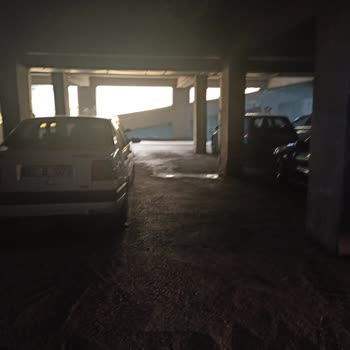 Konya Büyükşehir Belediyesi Kapalı Otopark (iplikçi Cami Karşısı, Konya)