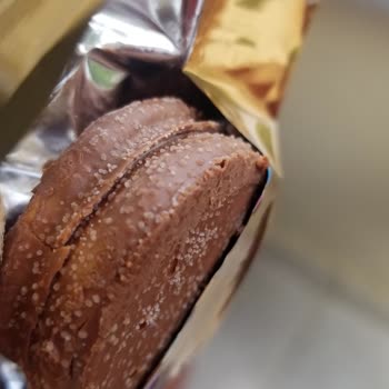 Ülker Halleyde Mantar Benzeri Oluşumlar Var, Sağlığımız Hiçe Sayılıyor