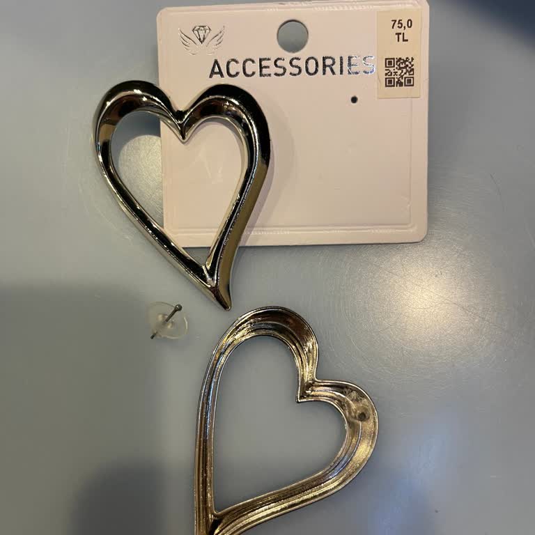 SHE Accessories (Kayseri) Kırık Ürünü Değiştirmediler!