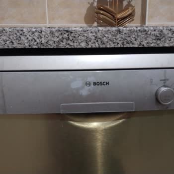 Bosch Paneldeki Su Lekeleri