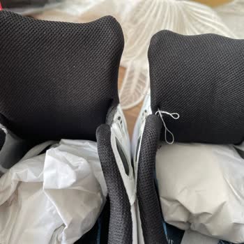 Küçük Burjuvazi Store ' Dan Alınan Ayakkabının Sonu...