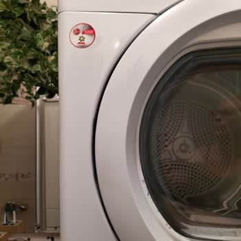 Hoover Kurutma Makinesinin Camında, Hav Oluyor.
