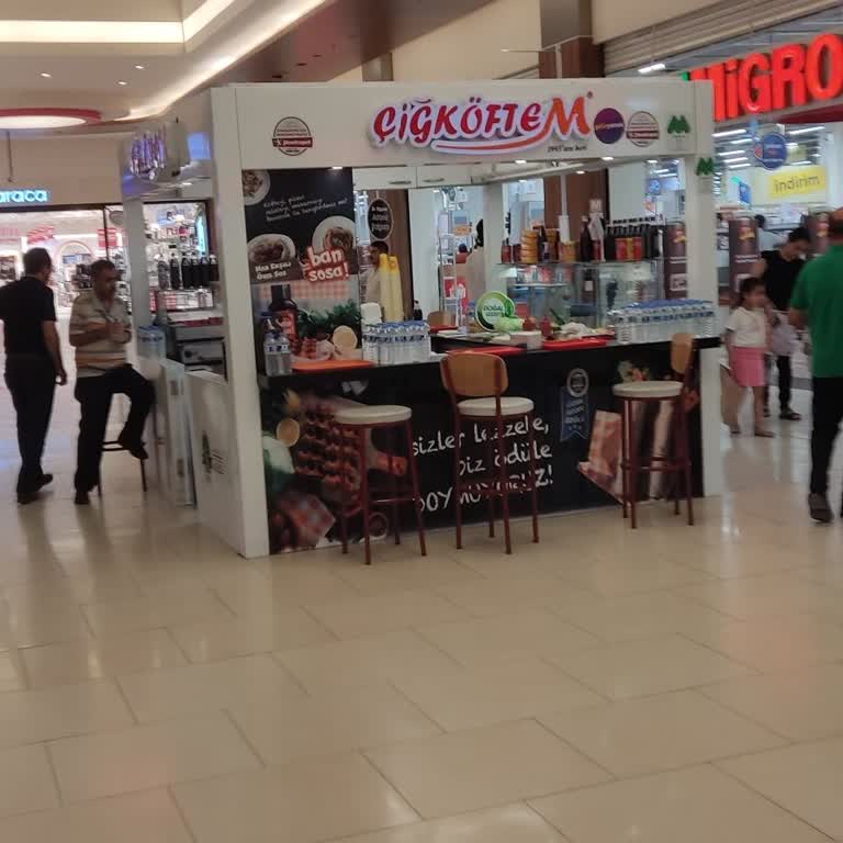 Malatya Park AVM'de Bulunan Çiğköftem Şubesinin Yaptığı Terbiyesizlik!