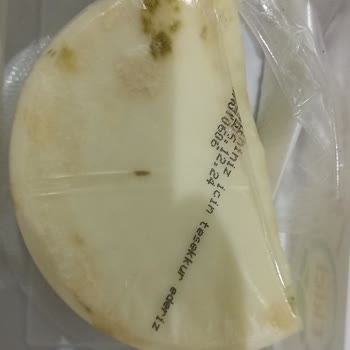 Çarşıbaşı Gıda Kaşar Peyniri Küfleniyor