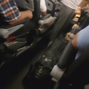 Isparta Petrol Turizm Bavullar Yanımızda 14 Saatlik Yolculuk Yapıyoruz