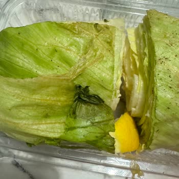 Komagene Bozuk Ve Kirli Ürünlerle Gelen Çiğköfte Siparişi!
