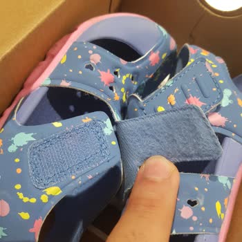 Skechers Üretici Hatası Cırtı Dikilmemiş Ayakkabı
