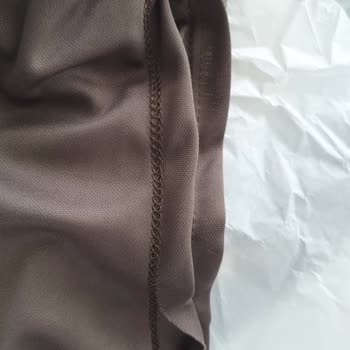 Defolu Lekeli Yırtık Ve Yanlış Üretim Zara Elbisesi