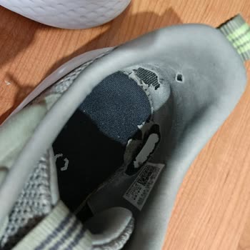 Boyner'den Almış Olduğum Adidas Marka Ayakkabılar 6 Ayda Yırtıldı