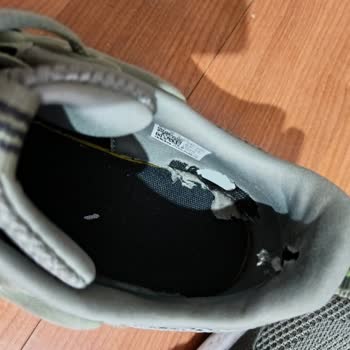 Boyner'den Almış Olduğum Adidas Marka Ayakkabılar 6 Ayda Yırtıldı