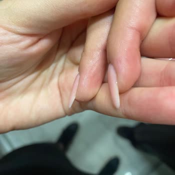 Kirpiks Beauty Home Küfür Ve Müşteri Dövmek