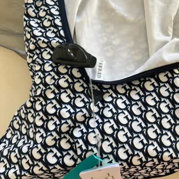 Guess Çalışanları İyi Eğitmeli