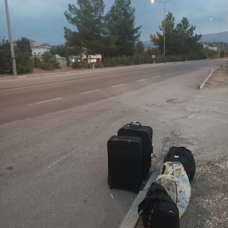 Isparta Petrol Turizm Otogara Girmedi Otoyolda İndirdi!