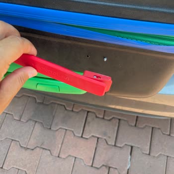 Benetton Valiz İlk Kullanımda Kırıldı