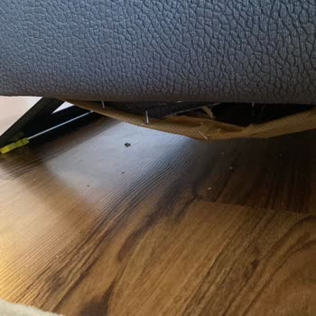 Vivense Koltuğumuz Kırıldı Onarıma Gelinmiyor