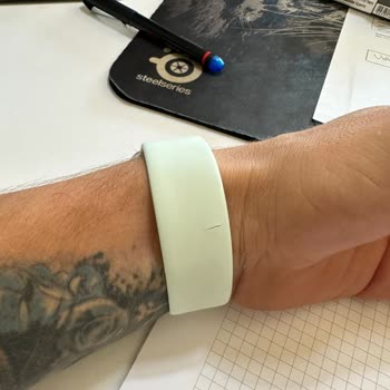 Apple Aksesuarlarının Arkasında Durmuyor!