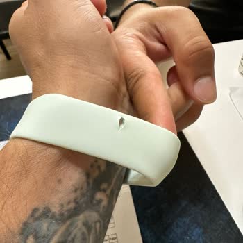 Apple Store Aksesuarlarının Arkasında Durmuyor