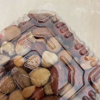 Carrefour SA Hijyen Sorunu: Kuruyemiş Paketinde Canlı Ve Ölü Kelebek!