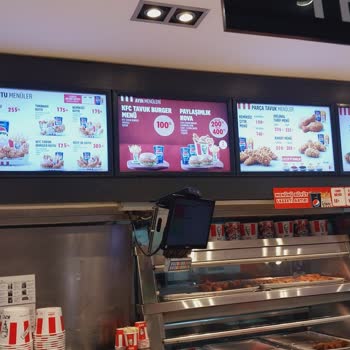 KFC Bitmemiş Kampanya Bitti Denilerek Extra Kanat Almaya Zorlanıyorsunuz!