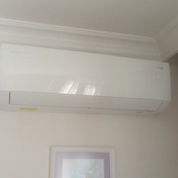 Sigma Klimamın Alt Plastiği Çatladı