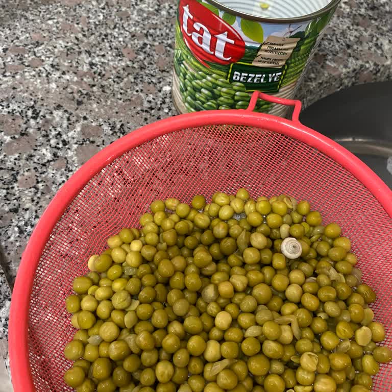 Tat Gıda Tat Bezelye Böcek Çıktı!