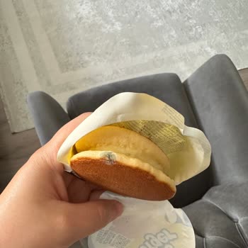 Eti Gıda Eti Süt Burger Küflü Çıkması