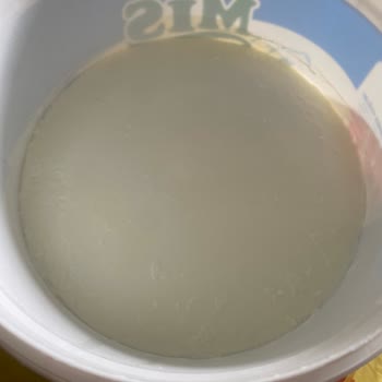 Şok Marketler Şok Marketten Sipariş Ettiğim Mis 3 Kg Yoğurt Yarım Çıktı. 1900gr 😳